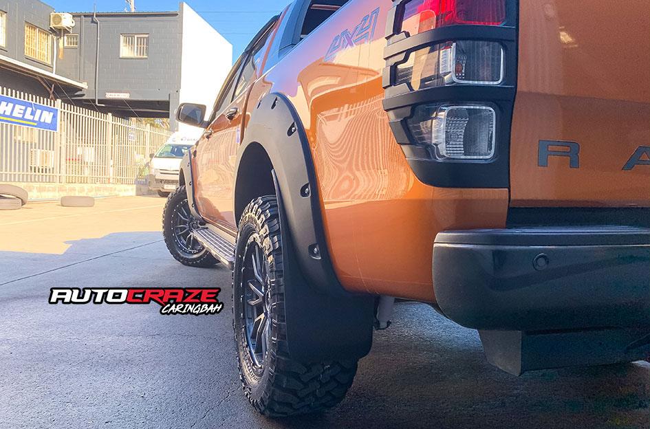 FORD RANGER REBEL ANTHRACITE CENTER W BLACK LIP